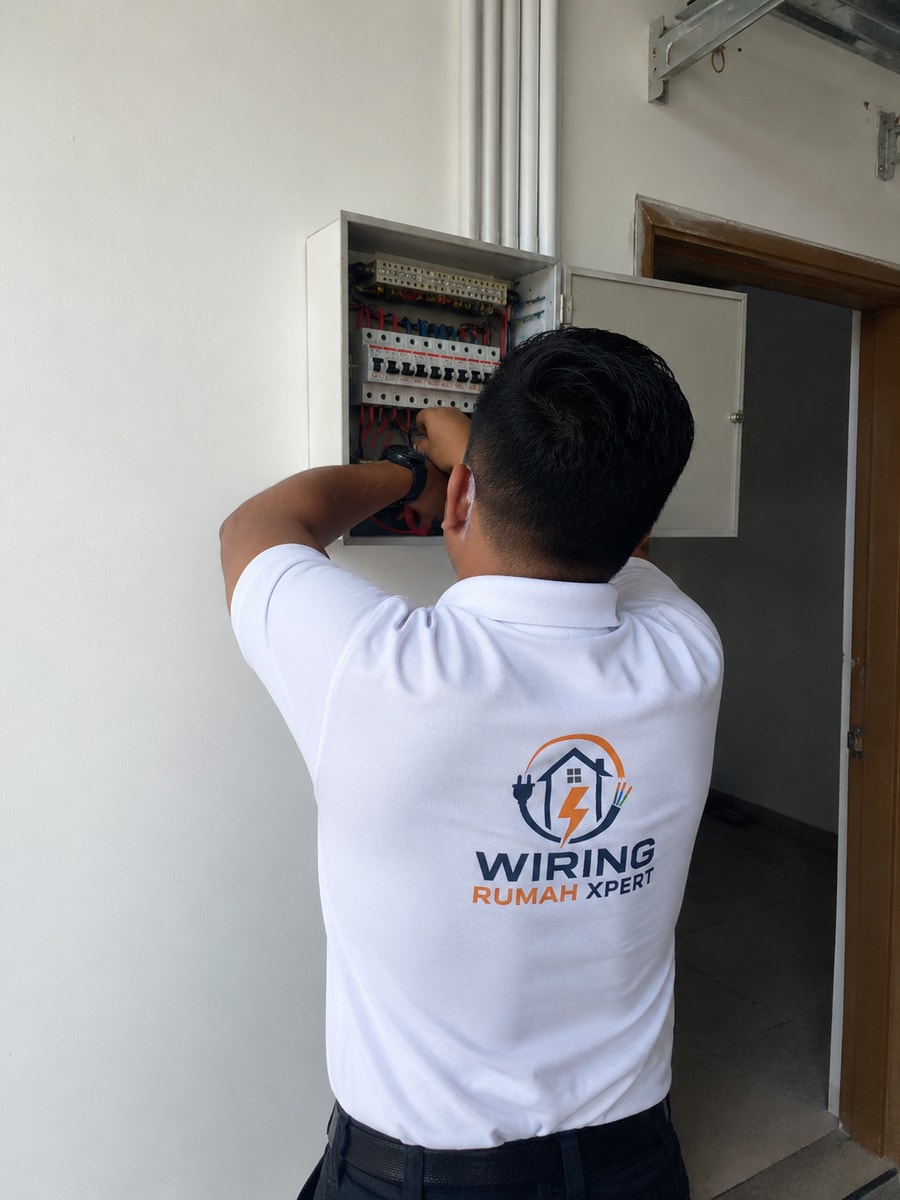 10 Tanda Rumah Anda Perlu Naik Taraf Wiring dengan Segera